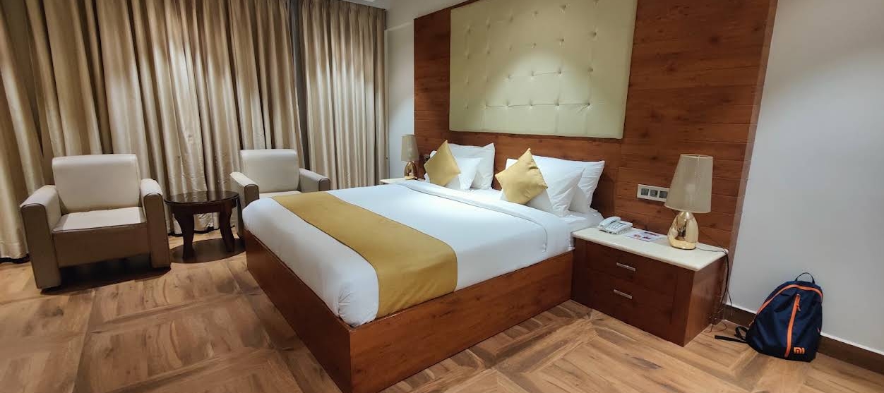 Guest room photograph
